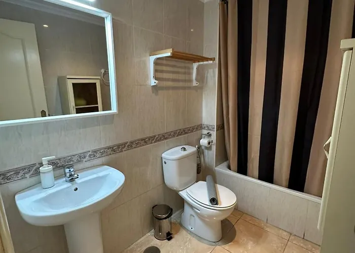 Alquilaencanarias Abrigos La Arena لوس أبريغوس